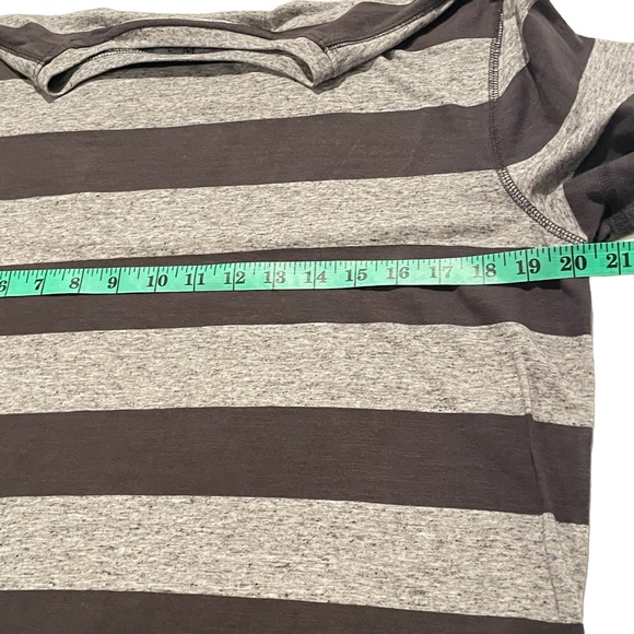 Banana Republic The Vintage Striped men’s t-shirt size M - Picture 4 of 6